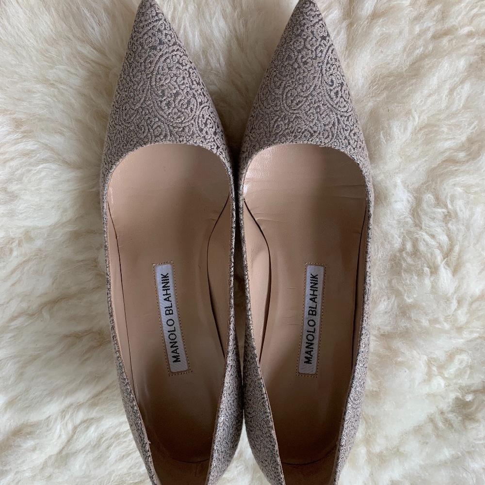 Auth New Manolo Blannik paisley kitten heels IT37